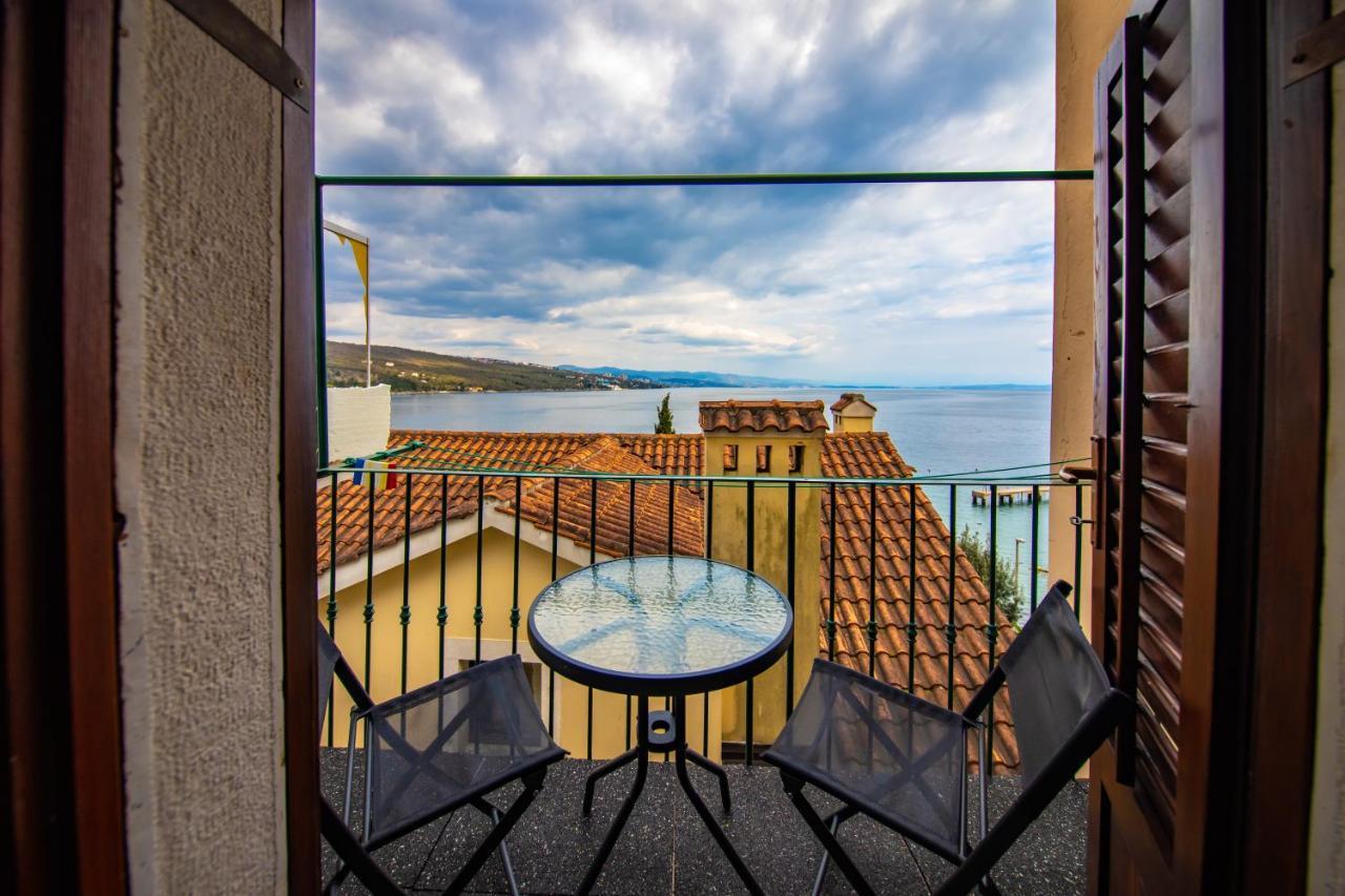 Studio Apartment Kos**** Opatija Eksteriør bilde